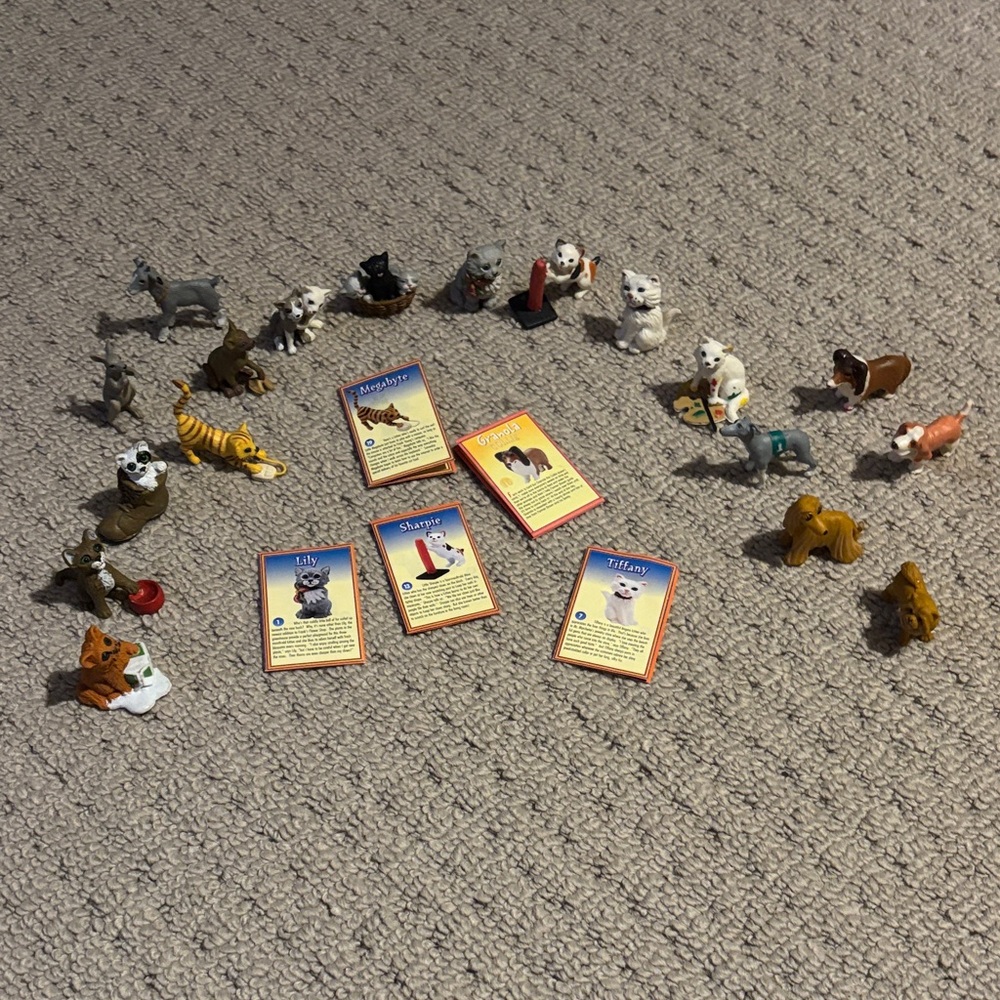 Topps Precious Kitties, Precious Puppies and other Animal Figurine Collection